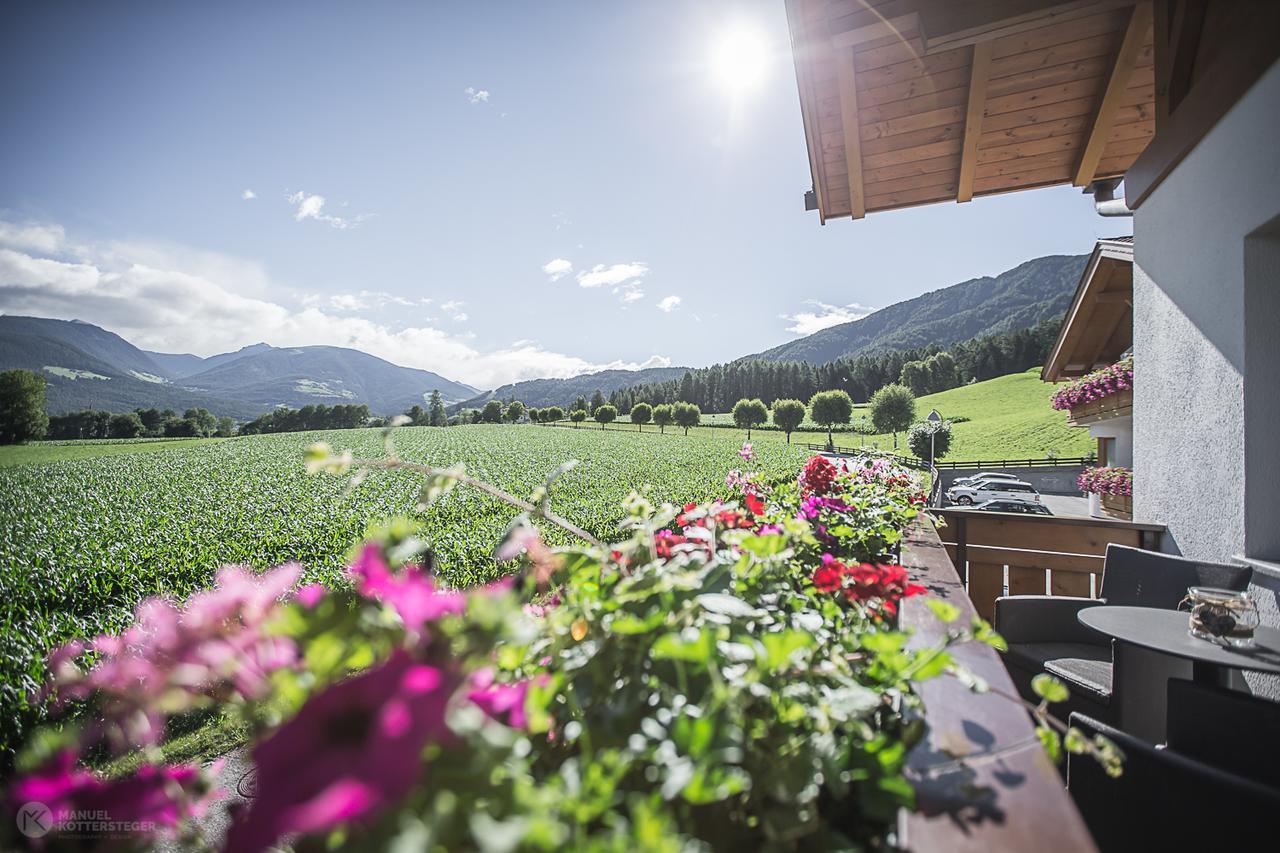 Hotel Garni Hochgruber Brunico Eksteriør bilde